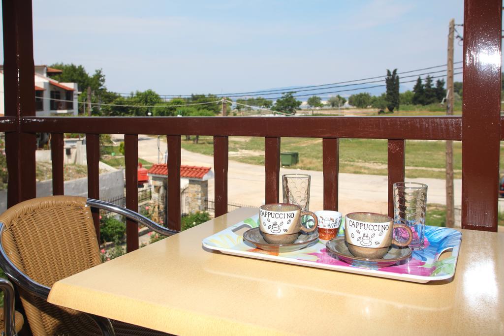 Maria Studios 尼欧克利马 外观 照片